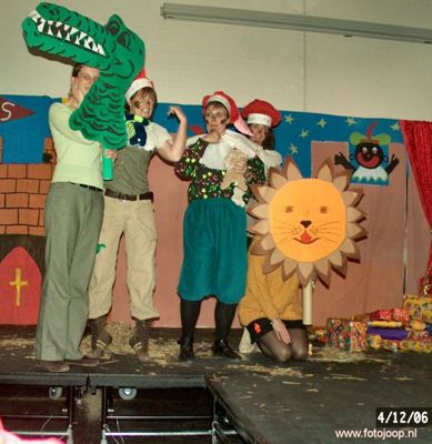 Foto 35 uit sinterklaas 2006 new