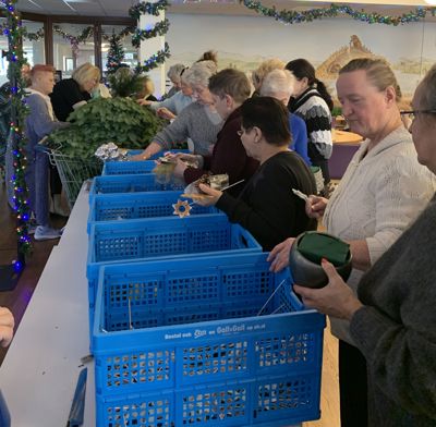 Foto 15 uit Kerststukjes Maken