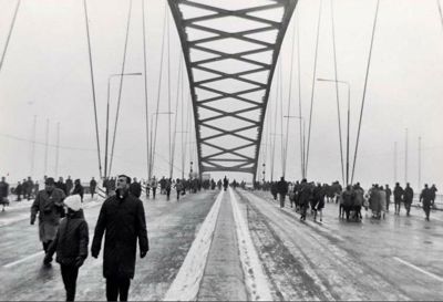 Foto 630 uit BRIENENOORDBRUG