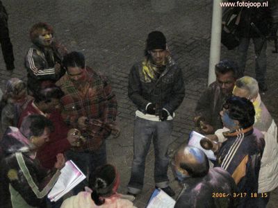 Foto 55 uit holi feest 2006 b.w