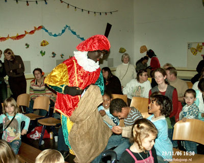 Foto 123 uit sinterklaas 2006 new
