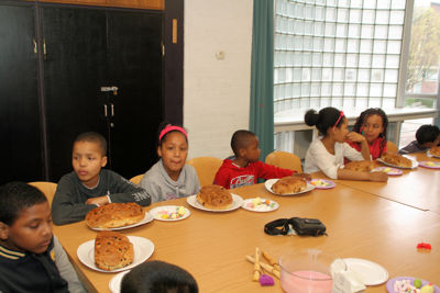 Foto 9 uit PaasBrood Versieren