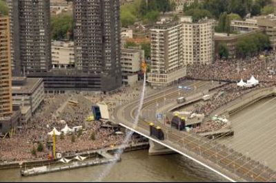 Foto 64 uit red bull air race r.dam