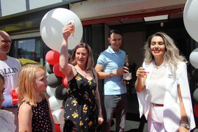 Foto 99 uit San4You Heropening