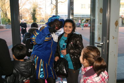 Foto 182 uit Sinterklaas30-11-12
