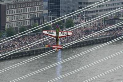 Foto 137 uit red bull air race r.dam