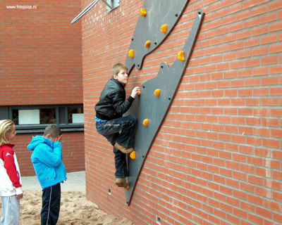 Foto 21 uit schoolsportplein07b.w