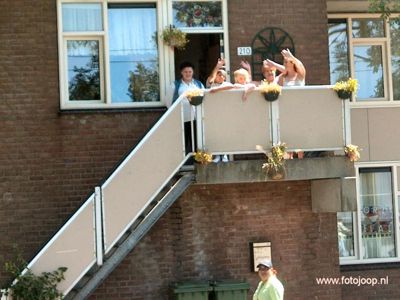 Foto 49 uit carnaval 2006 b.w