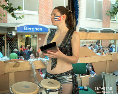 Foto 417 uit carnaval-labandera06