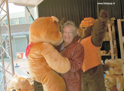 Foto 75 uit berenactie wc.b.w07