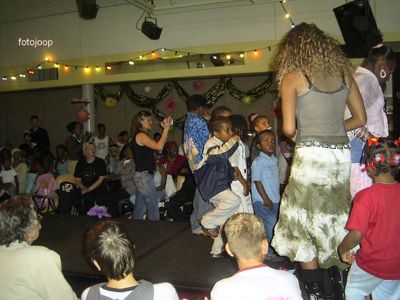 Foto 82 uit miss verkiezing 2005