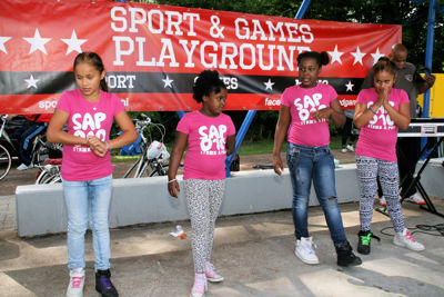 Foto 62 uit PlayGround18-08