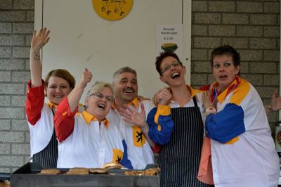 Foto 17 uit Koningsdag 26-04-14