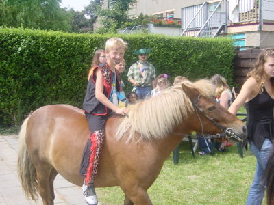 Foto 178 uit country feest 2005