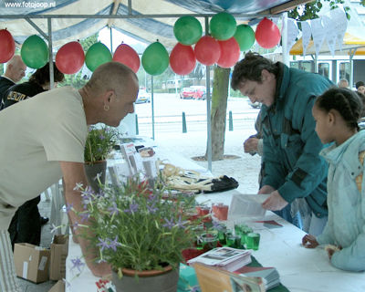 Foto 25 uit wijkfeest de dijk new