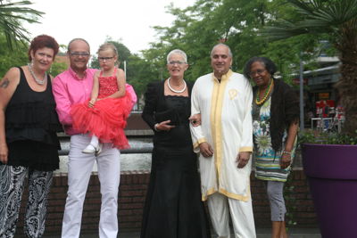 Foto 5 uit FotoshootKledingbank_2