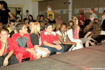 Foto 61 uit afscheidsfeestgroep8