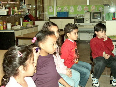 Foto 116 uit RK Regenboog de mus