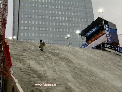 Foto 42 uit big air snowboarden