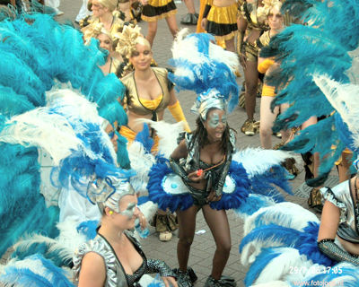Foto 405 uit carnaval-labandera06