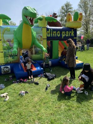 Foto 11 uit Vrijmarkt Wijkpark