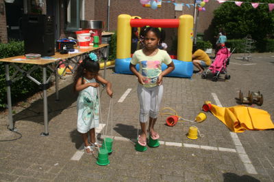 Foto 10 uit Buitenspeeldag08-06