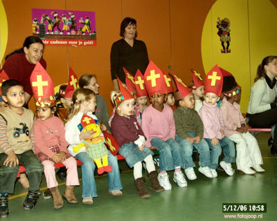 Foto 134 uit RK Regenboog