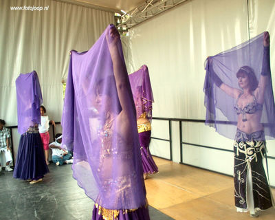 Foto 317 uit Carnaval 2007 b.w