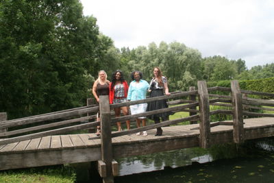 Foto 81 uit KledingbankfotoShoot