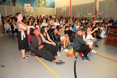 Foto 83 uit RegenboogEindFeest