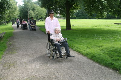 Foto 215 uit Ouderen4Daagse2016