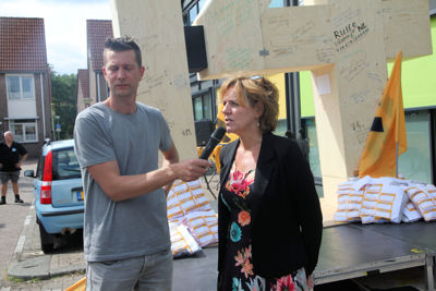 Foto 54 uit Petitie Apotheek11-6