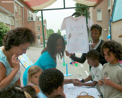 Foto 11 uit kinderspeeldag28_5_8