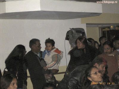 Foto 88 uit holi feest 2006 b.w