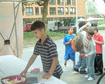 Foto 54 uit wijkfeest de dijk new