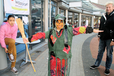 Foto 49 uit HalloWeen27-10-12