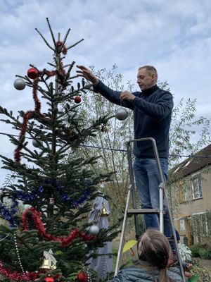 Foto 24 uit Kerstboom optuigen