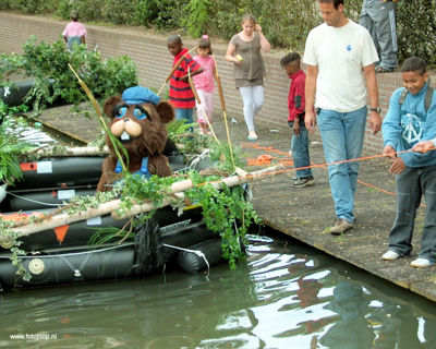 Foto 40 uit geboorte bever 4_6_8