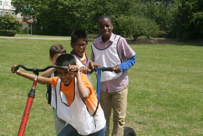 Foto 12 uit Buitenspeeldag10-6