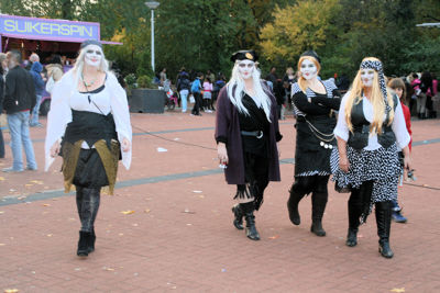 Foto 182 uit WoonBronHaLLoWeen