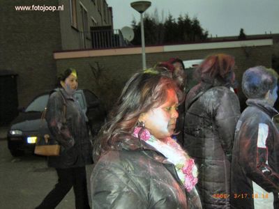 Foto 124 uit holi feest 2006 b.w