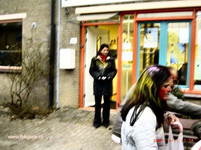 Foto 65 uit holi feest 2006 b.w