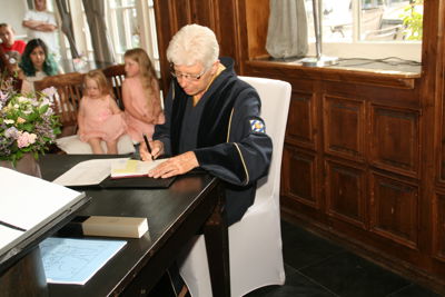 Foto 250 uit Bruiloft-Beverwaard