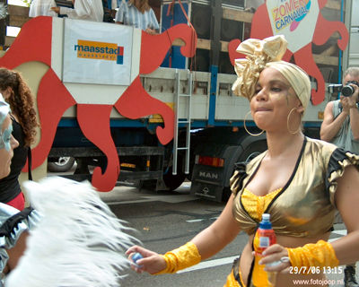 Foto 174 uit carnaval-labandera06