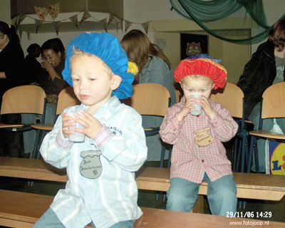 Foto 45 uit sinterklaas 2006 new
