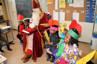 Foto 82 uit SintRKRegenboog3_12