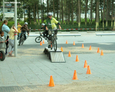 Foto 100 uit wijkfeest de dijk new