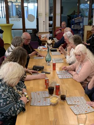 Foto 102 uit GROTE BINGO 28-1