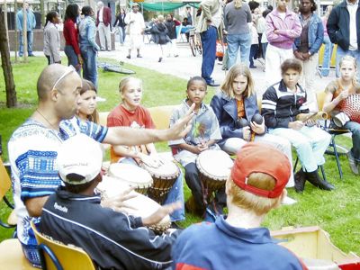 Foto 107 uit wijkfeest