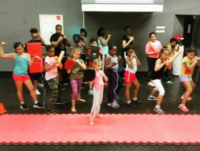 Foto 305 uit CardioKickBoxen4Kids